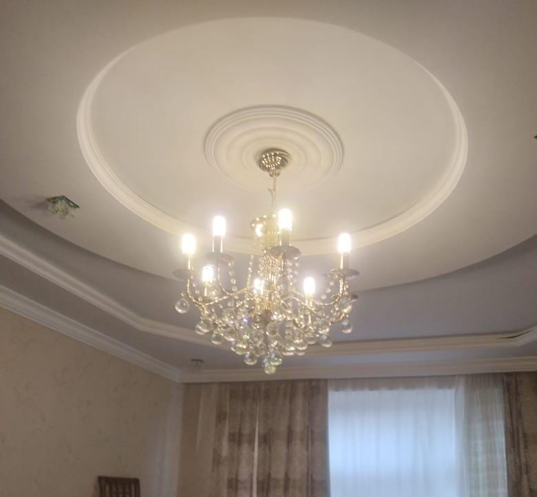 İşıqlandırma və bəzəklər